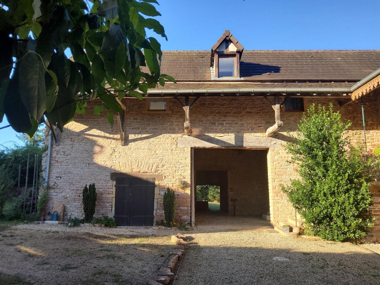 La Parenthese A Etrigny Bed & Breakfast Exterior photo
